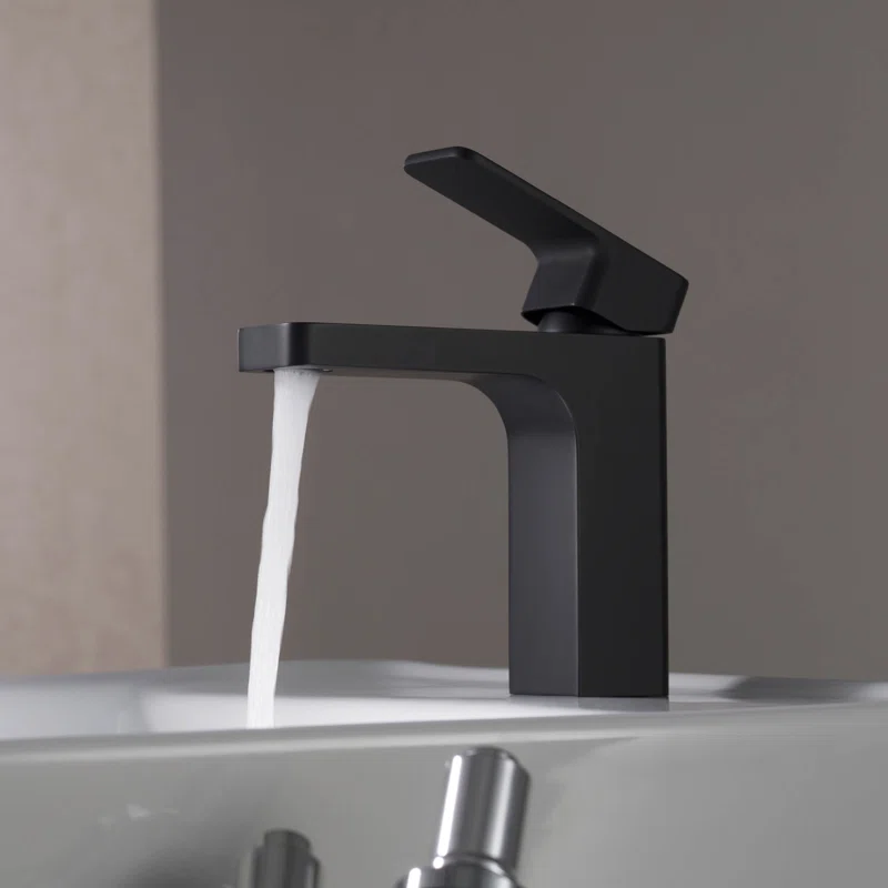 Blaze Single-Hole Single-handle Bathroom Faucet with Drain Assembly