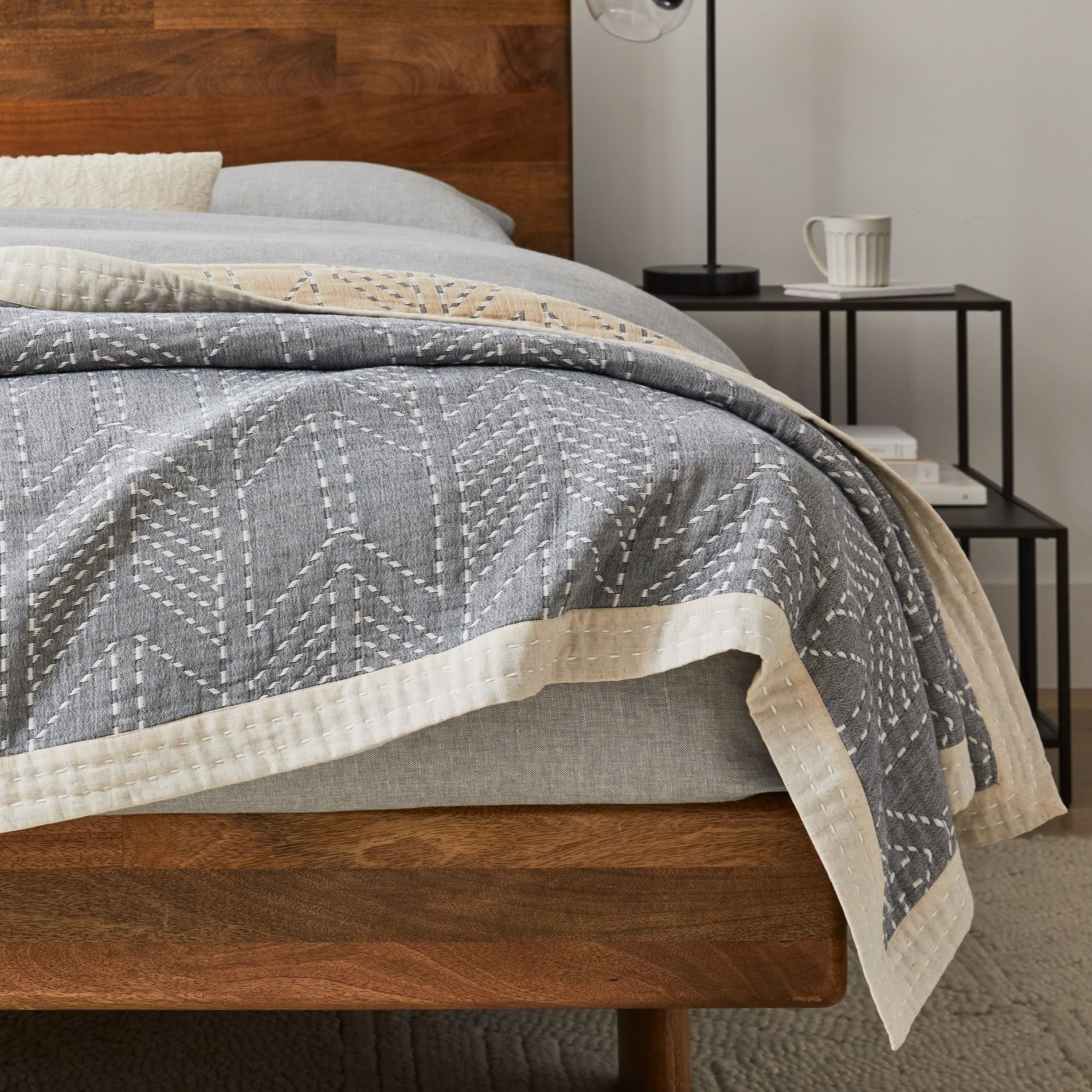 Double Cloth Arrow Blanket